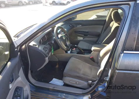 2009 Honda Accord 2.4 Lx-P z USA, uszkodzony, nr VIN 1HGCP26459A120237